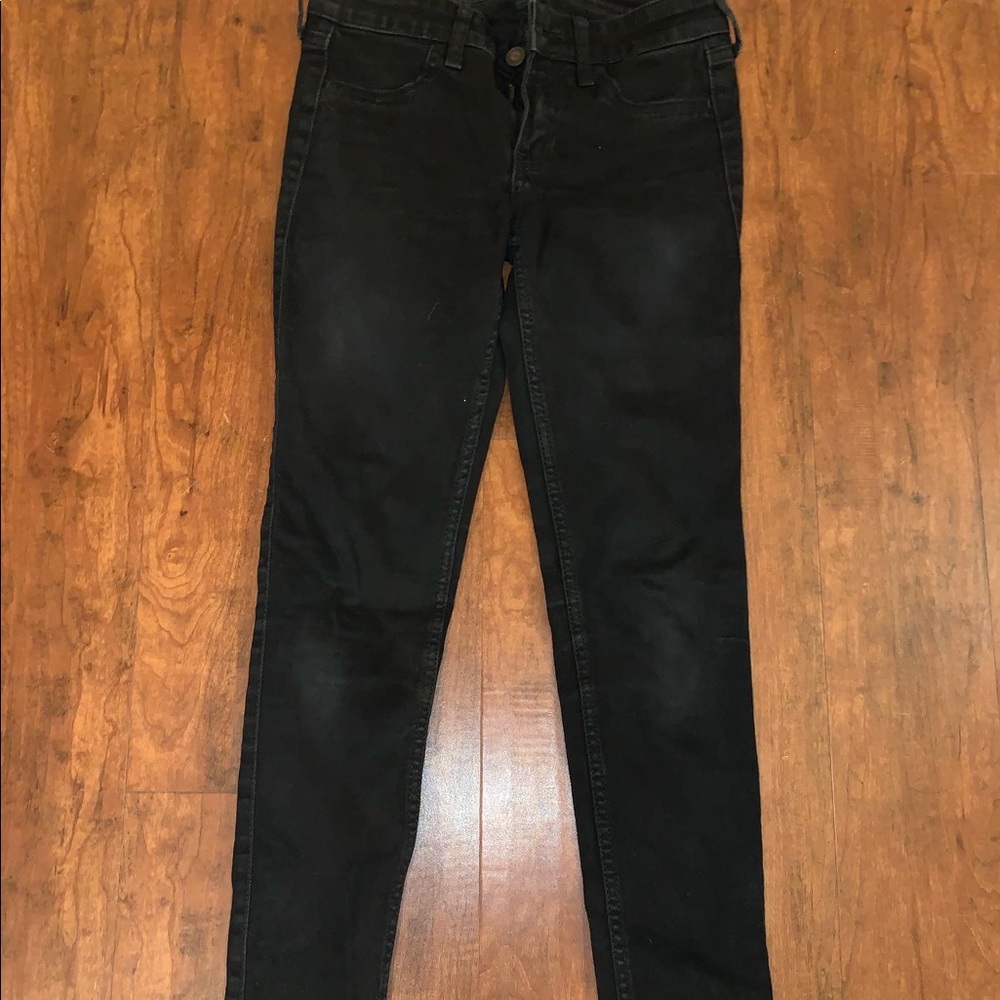 Hollister- $5
Size- 1